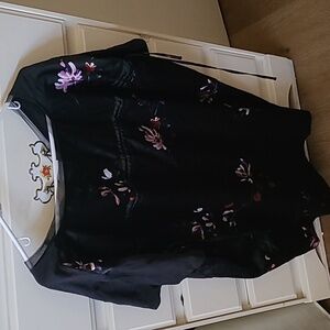 Ava & Viv Black Flower Top